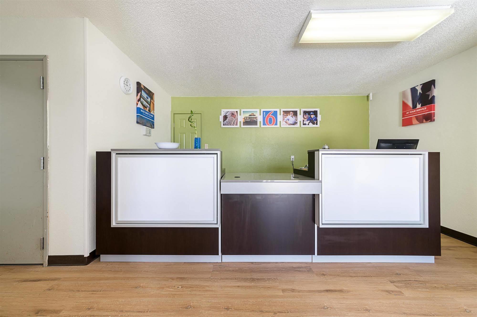 Motel 6-New Iberia, La Ngoại thất bức ảnh